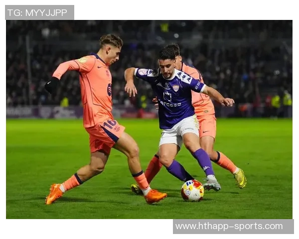 居莱尔失误被抢断费尔明抓住机会扳平比分拉什福德助攻展现团队配合